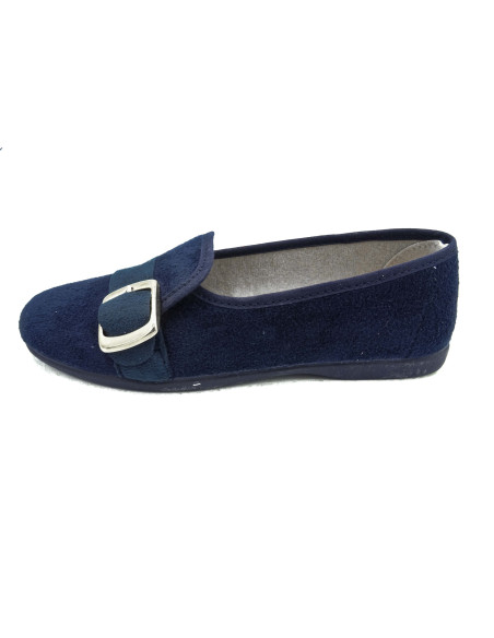 manoletina con copete y hebilla a un lado para nina