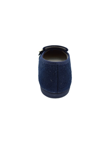 manoletina con copete y hebilla a un lado para nina