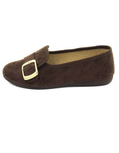 manoletina con copete y hebilla a un lado para nina