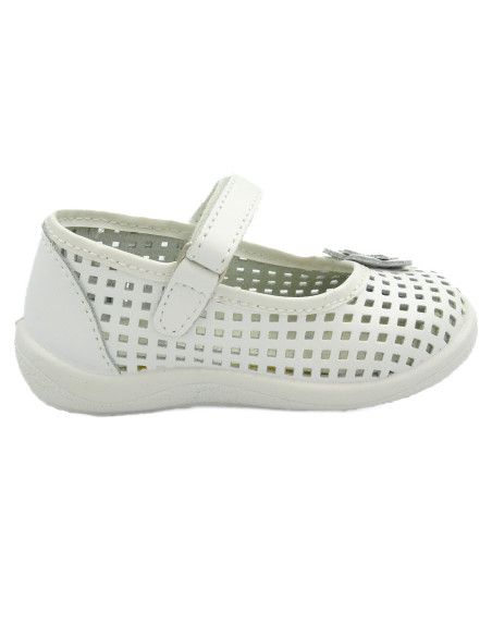 merceditas para nina de piel con flor de adorno