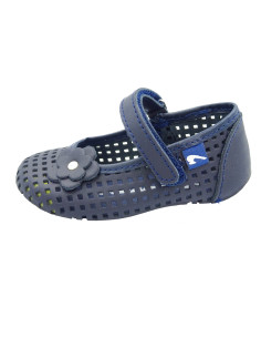 merceditas para nina de piel con flor de adorno 2