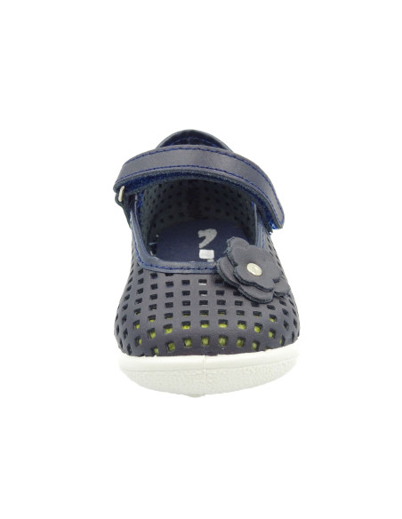 merceditas para nina de piel con flor de adorno