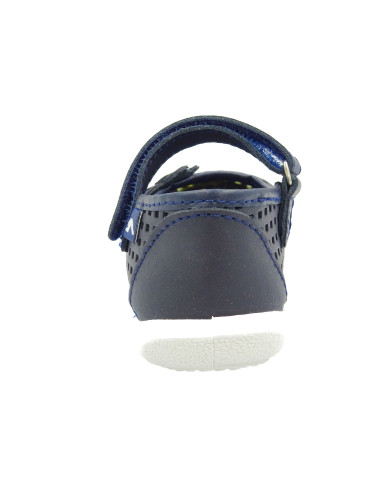 merceditas para nina de piel con flor de adorno