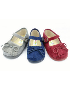 mercedita de serratex con adorno de flecos para nina 2