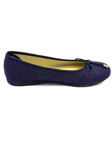 manoletina de lino para nina con un lazo en el empeine