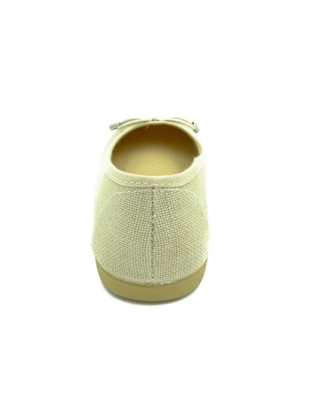 manoletina de lino para nina con un lazo en el empeine