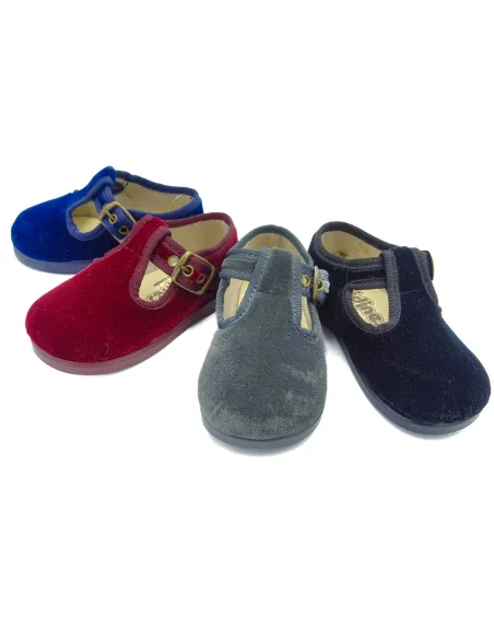 Pepito para nino de terciopelo con hebilla