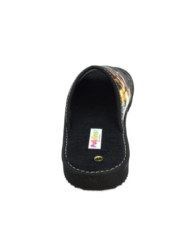 P71 9 zapatilla de casa negra para chico de toalla con la puntera abierta