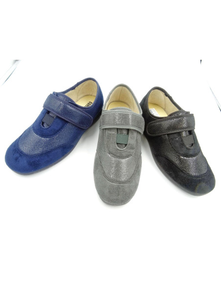 zapatilla de casa tipo zapato deportivo con suela de goma