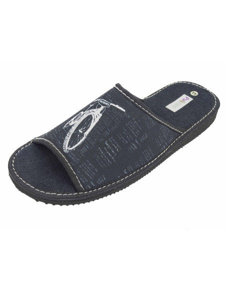 zapatilla casa para chico de toalla con un dibujo de bicicleta y con suela microporosa