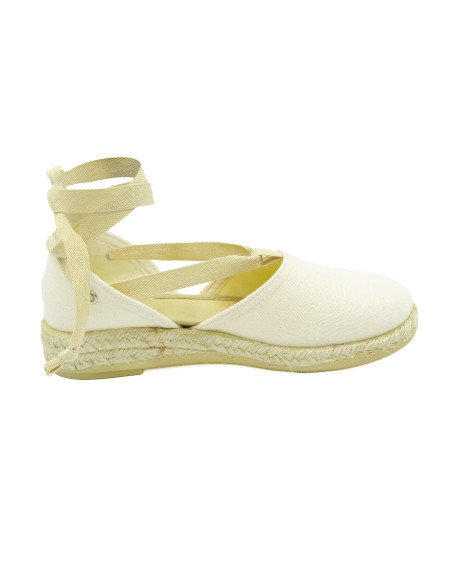 espartena de nina con cuerdas para atarse en la pierna