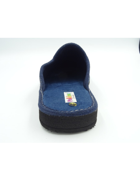 zapatilla de casa para caballero con mando de video juego