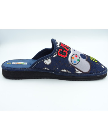 zapatilla de casa para caballero con mando de video juego