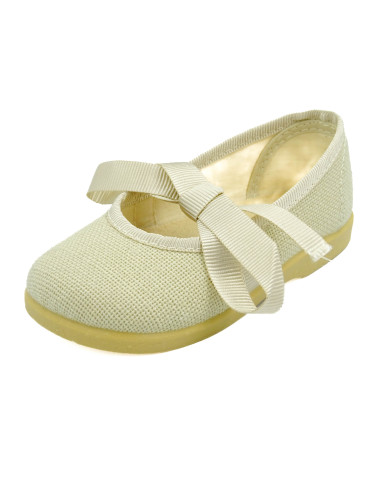 manoletina para nina de lino con cinta de raso