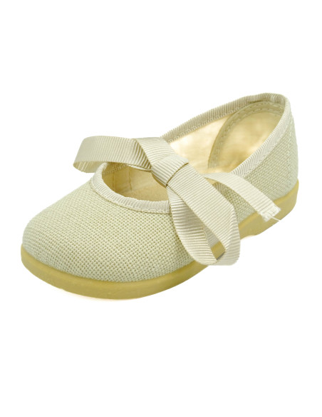 manoletina para nina de lino con cinta de raso