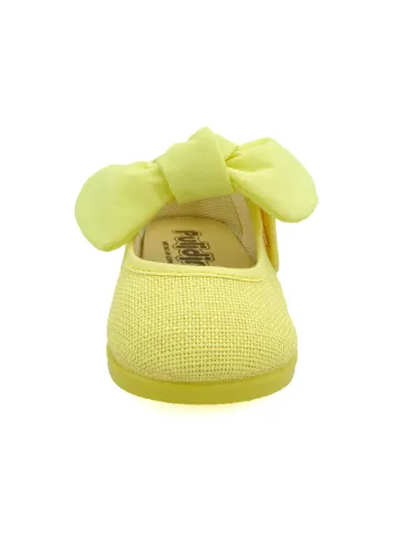 mercedita para nina de ceremonia con lazo en la correa