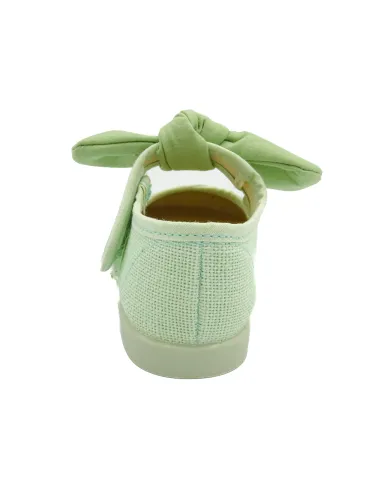 mercedita para nina de ceremonia con lazo en la correa