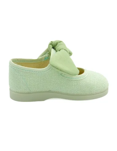 mercedita para nina de ceremonia con lazo en la correa