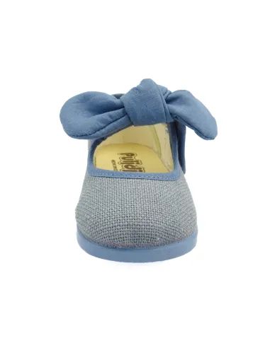 mercedita para nina de ceremonia con lazo en la correa