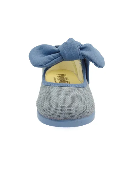 mercedita para nina de ceremonia con lazo en la correa