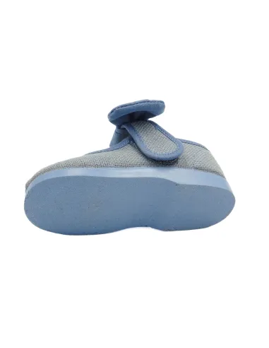 mercedita para nina de ceremonia con lazo en la correa