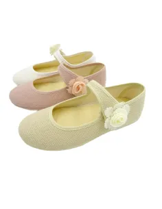 mercedita para nina con flor de ceremonia