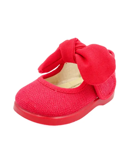 mercedita para nina de ceremonia con lazo en la correa