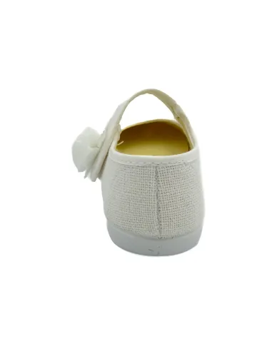 mercedita para nina con flor de ceremonia