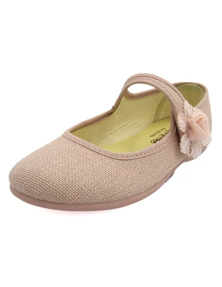 mercedita para nina con flor de ceremonia