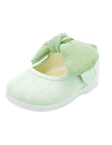 mercedita para nina de ceremonia con lazo en la correa