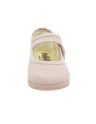 mercedita de lino con un boton para la nina