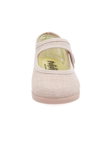 mercedita de lino con un boton para la nina