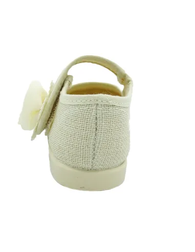 Mercedita de nina para ceremonia con flor