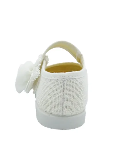 Mercedita de nina para ceremonia con flor